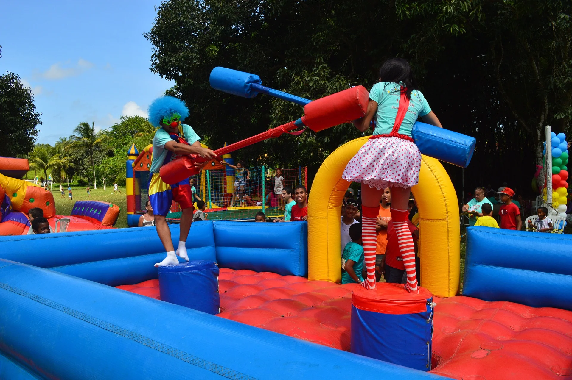 Juegos divertidos al aire libre para adultos